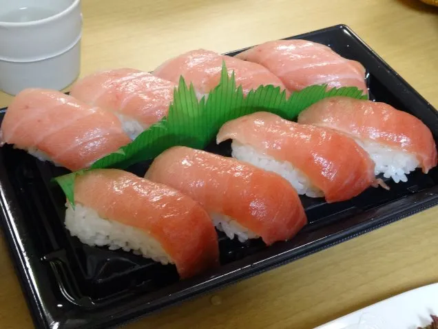 とろづくし（Sushi 力蔵）