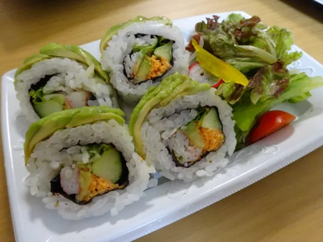 キャタピラロール（Sushi 力蔵）