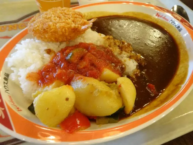 エビカツ＆ベジタブルカレー（ハングリーベア・レストラン）