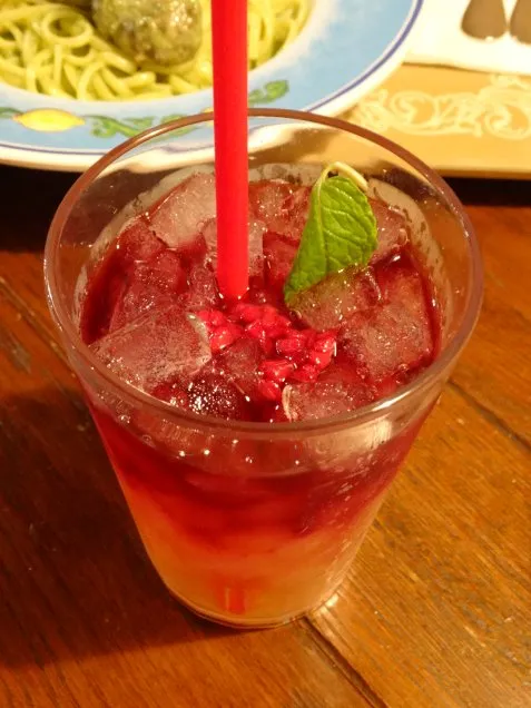 ワインカクテル(カフェ・ポルトフィーノ)