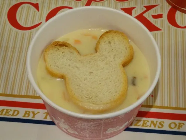 ニューイングランド・シーフードチャウダー（ケープコッド・クックオフ）