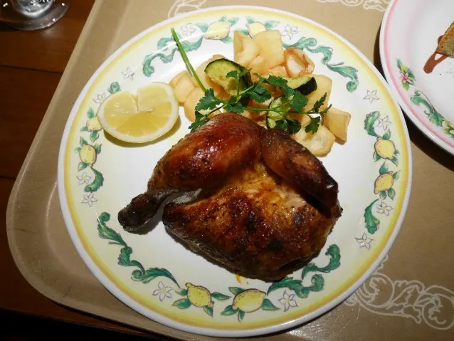 ロティサリーチキン（ハーフポーション）（カフェ・ポルトフィーノ）