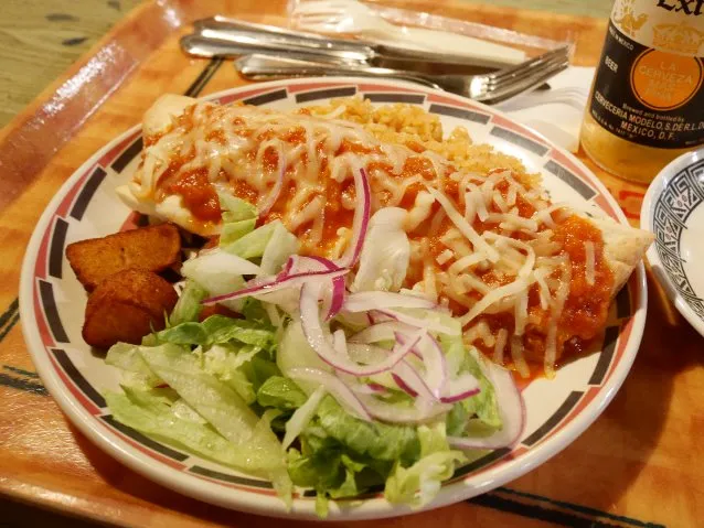 メキシカンプレート（スパイシーエンチラーダ＆メキシカンライス）（ミゲルズ・エルドラド・キャンティーナ）