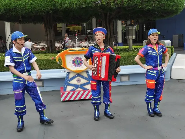 ジュニア・ヒーローズ（トゥモローランド）