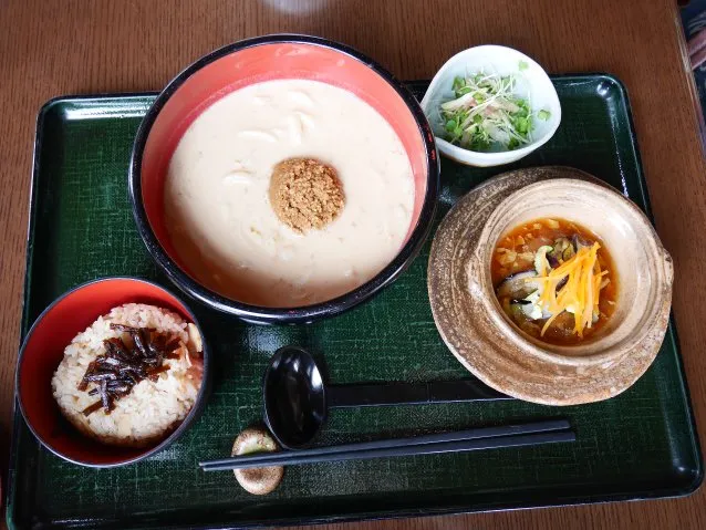 季節のうどん膳（レストラン櫻）