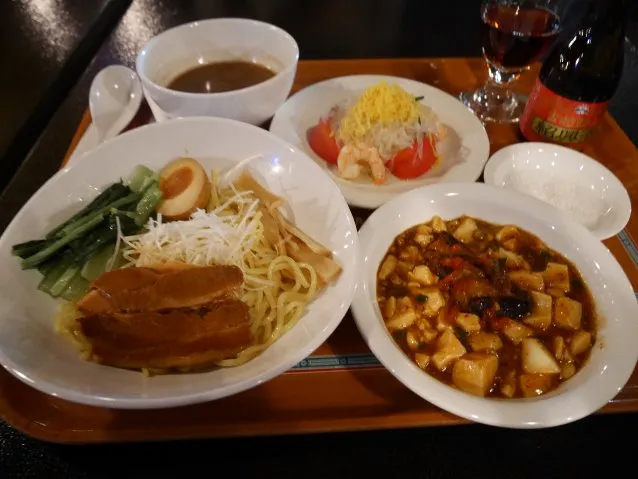 ヴォルケイニアセット（ヴォルケイニア・レストラン）