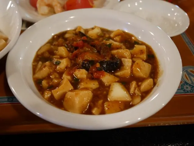 マーボー豆腐（ヴォルケイニア・レストラン）