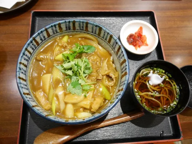 カレー丼（凛や）