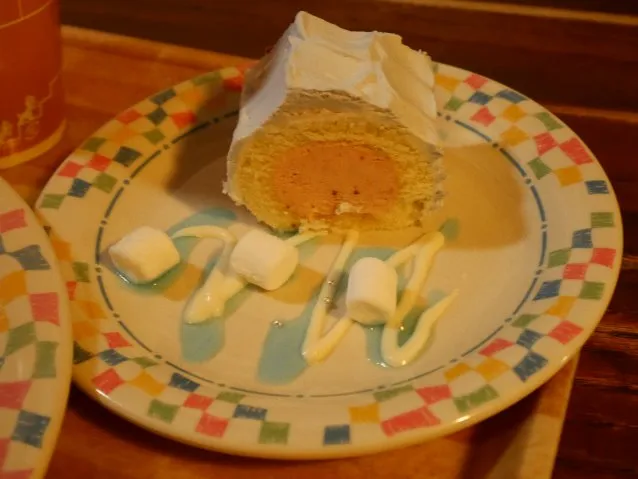 ストロベリームースのロールケーキ（グランマ・サラのキッチン）