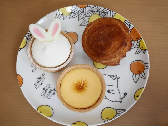 東京シューザック、とろけるカスタードタルト、バニーのタルト（Custard Lab Tokyo）