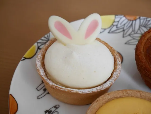 白いバニーのタルト（Custard Lab Tokyo）