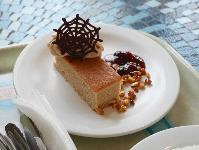 マロンケーキ（プラザパビリオン・レストラン）