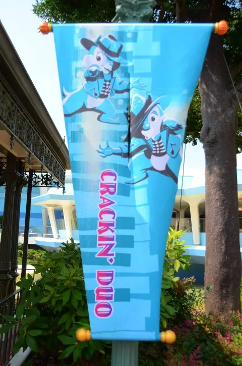 CRACKIN' DUO チップとデール旗（ディズニー・ハロウィーン 2017）