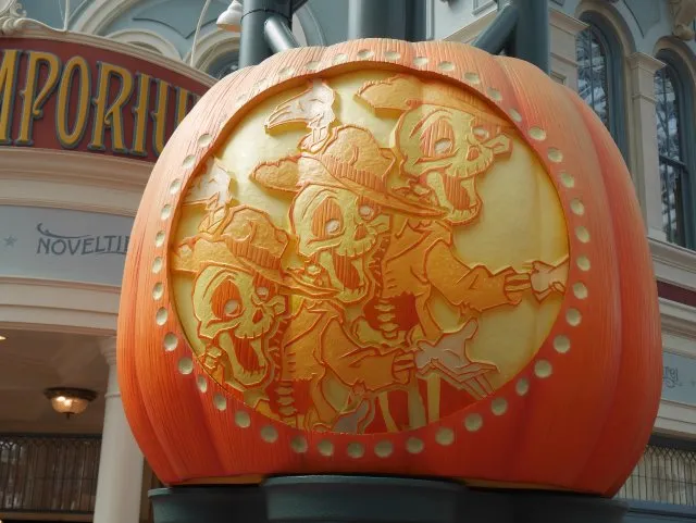 がいこつトリオのカボチャ（ディズニー・ハロウィーン 2017）