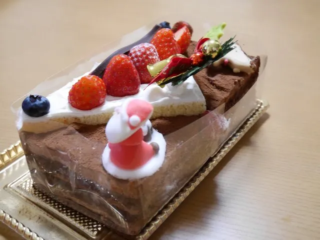 クリスマスケーキ チョコレートケーキ側（フォレッティ・ジェルッタ）