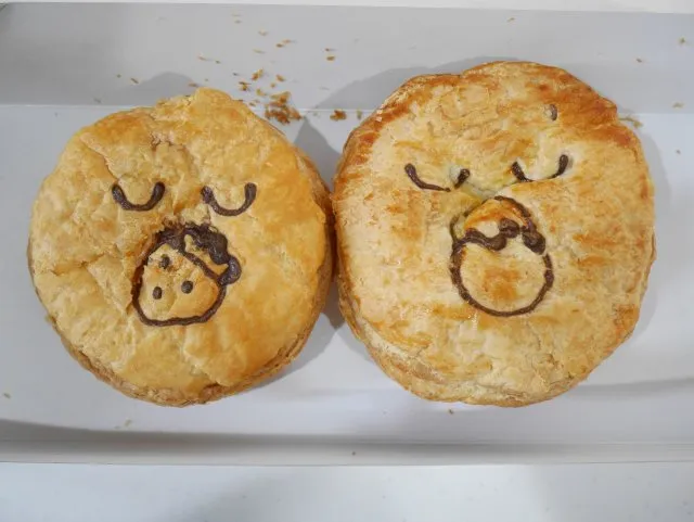 エビとアボカドのタルタルとストロベリーマスカルポーネ（Pie face）