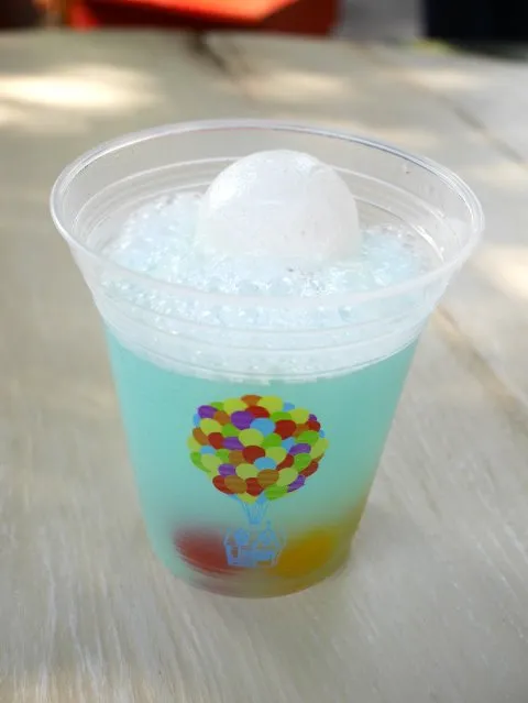 カールじいさんのホットドリンク（パイナップル風味）（トロピック・アルズ）