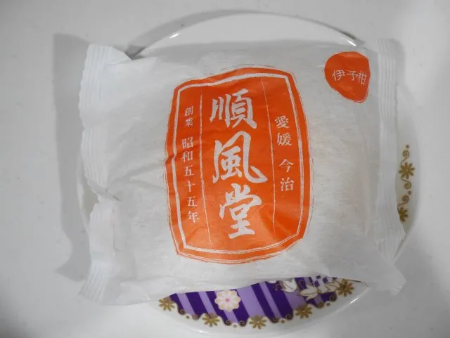 メロンパン伊予柑味 包装（順風堂）