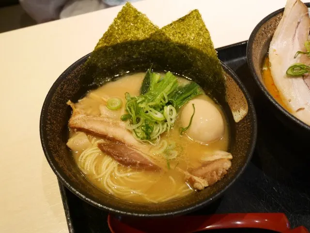 醤油とんこつラーメン（真剣勝負）