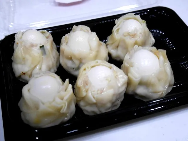 ウズラの卵の餃子（好餃子）