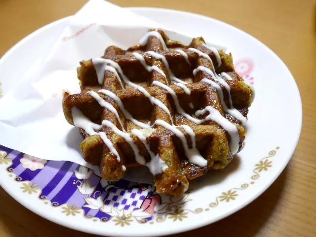 ほうじ茶ラテワッフル（マネケン）