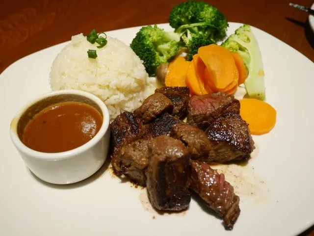 ダイスカットステーキ（OUTBACK STEAKHOUSE）