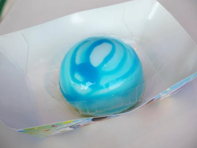 ラムネムースケーキ（トゥモローランド・テラス）