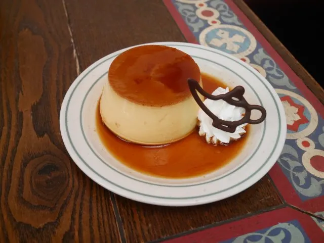 ココナッツプリン（カスバ・フードコート）