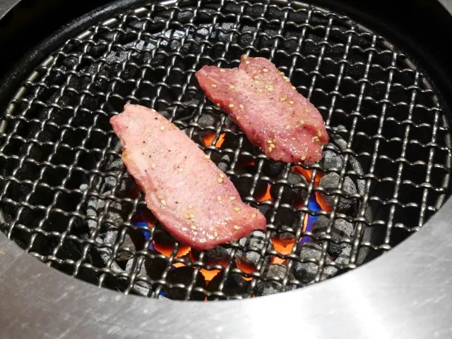 トラジの“生”タン塩（焼肉トラジ）
