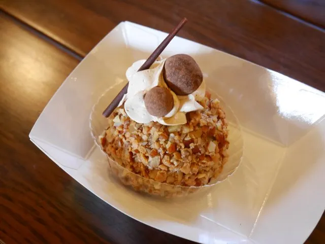 アーモンドクランチコーヒームースケーキ（ケープコッド・クックオフ）