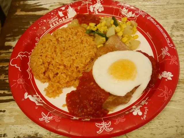 エッグとメキシカンライス添え（ユカタン・ベースキャンプ・グリル）