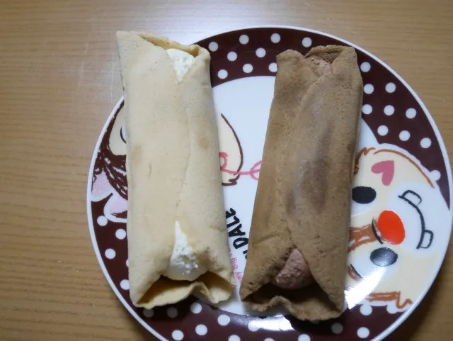 もちもちロール ティラミス珈琲味、生チョコ＆ショコラクリーム味（クリオネ）