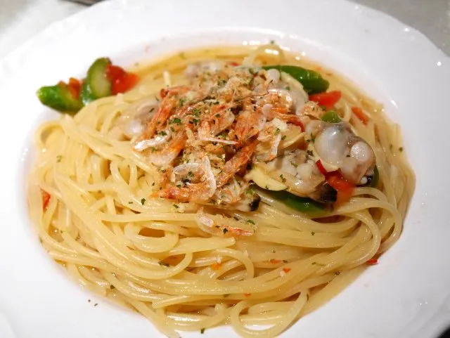 アサリと桜海老のスパゲッティ（ザンビーニ･ブラザーズ･リストランテ）