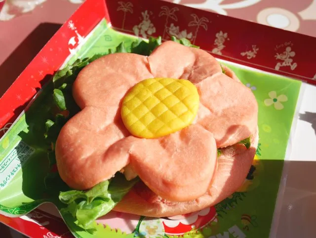 スプリングタイムサンドウィッチ（エッグ＆ポテトサラダ、シュリンプ）（スウィートハート・カフェ）