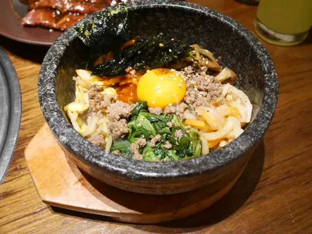 石焼きピビンバ（焼肉トラジ）