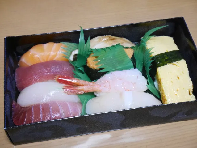 お持ち帰り 小町にぎり（築地玉寿司）