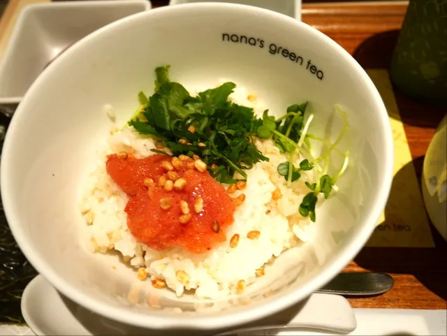 明太子の出汁茶漬け(ナナズグリーンティー)