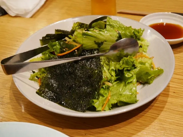 ワカメと韓国のりのサラダ（焼肉トラジ）