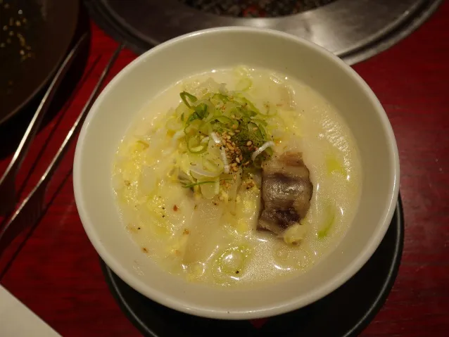 コムタンクッパ（焼肉トラジ）