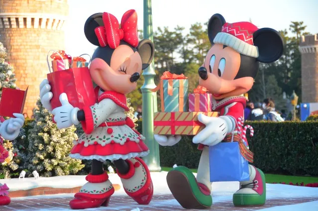 ミニーとミッキー（ディズニー・クリスマス 2019）