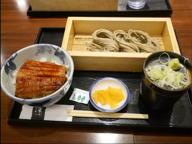 うな丼と蕎麦（凛や）