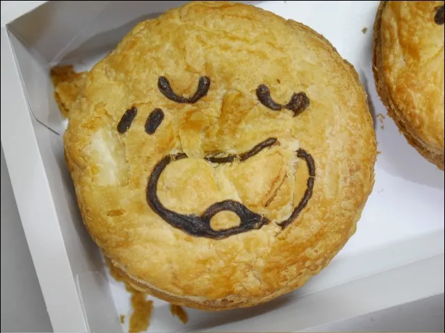 牡蠣と小柱のエビクリーム（Pie face）