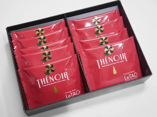 テノワール 箱中身（小樽洋菓子舗 ルタオ）