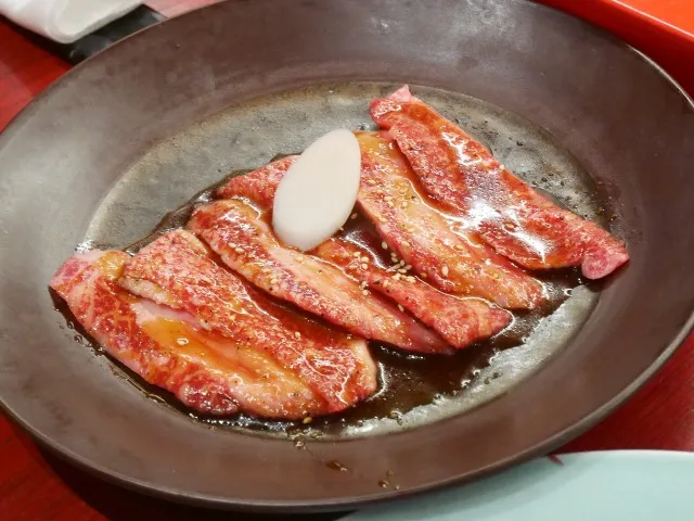 カルビ(焼肉トラジ)