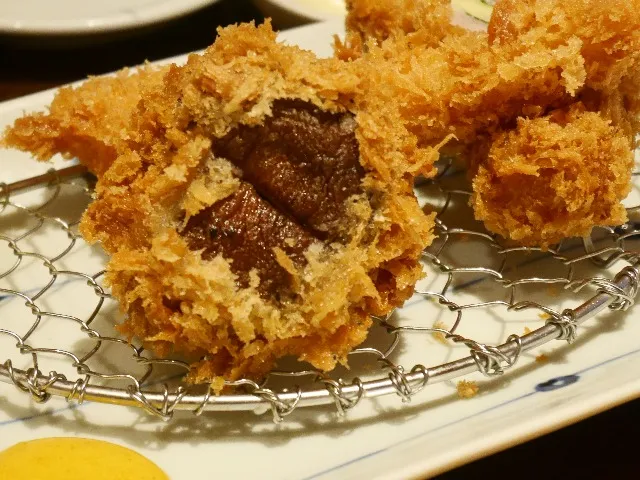 椎茸の肉詰め（とんかつ 和幸）