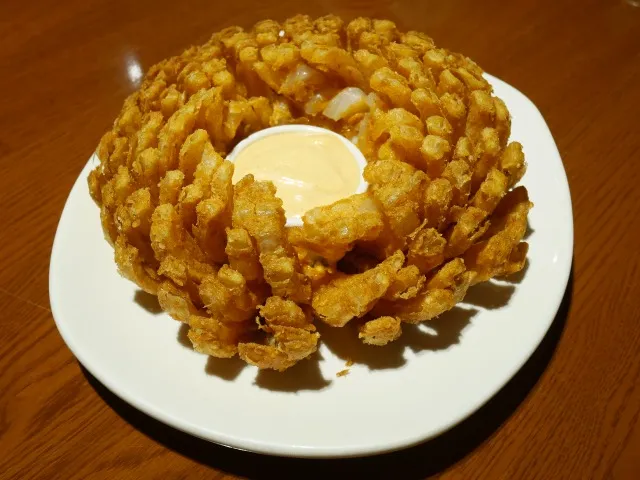 ブルーミン・オニオン（OUTBACK STEAKHOUSE）
