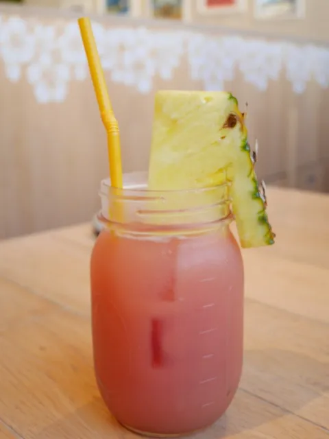 グァバジュース（カフェ・カイラ）