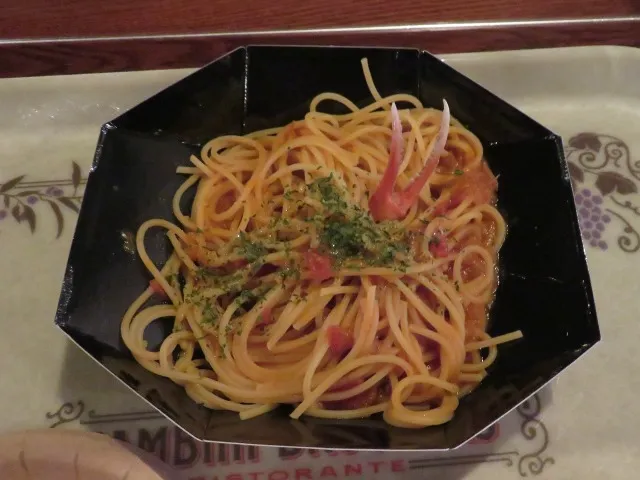 スパゲッティ、カニのトマトクリームソース(ザンビーニ・ブラザーズ・リストランテ)