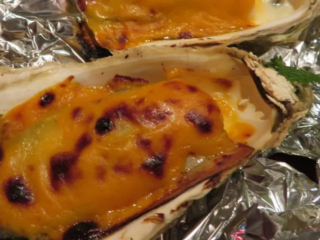 オイスターのウニソース焼き アップ（RED LOBSTER）