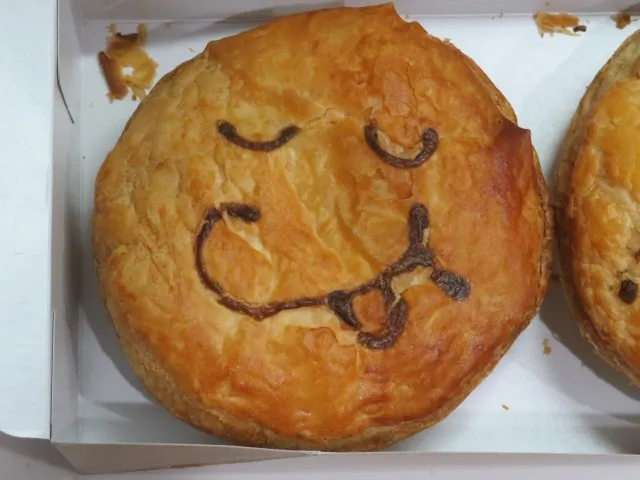 チーズハンバーグカレー(Pie face)